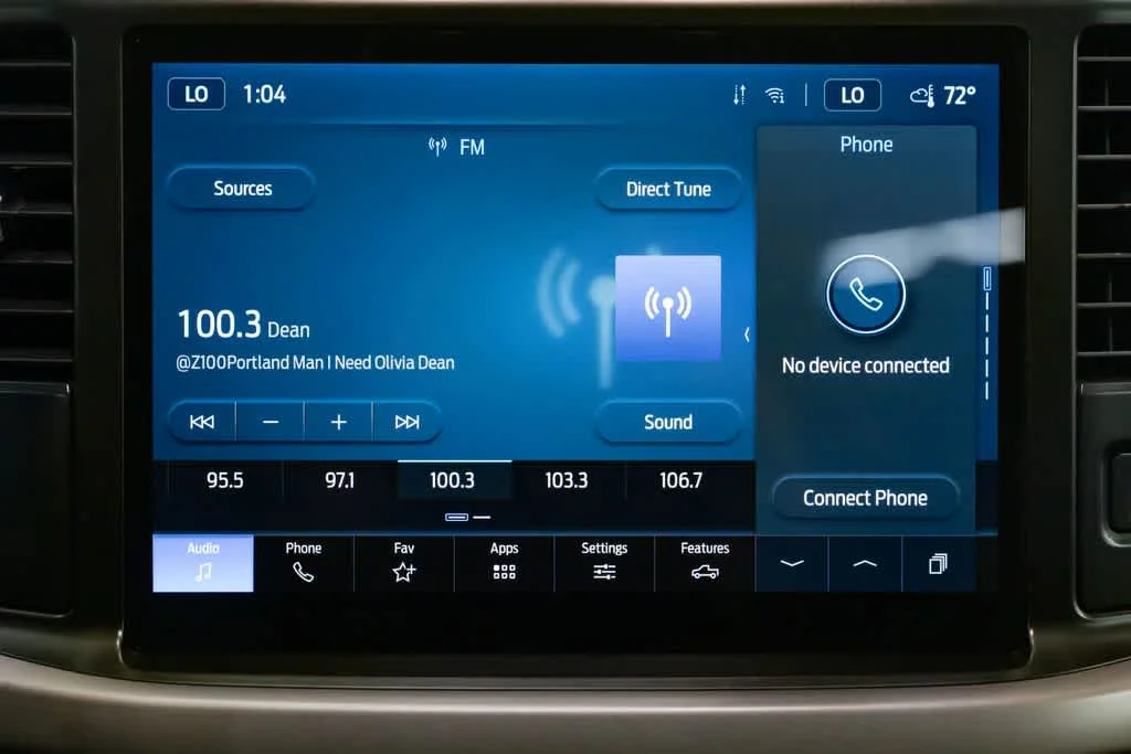 Used 2025 Agate Black Metallic Ford XLT image 13