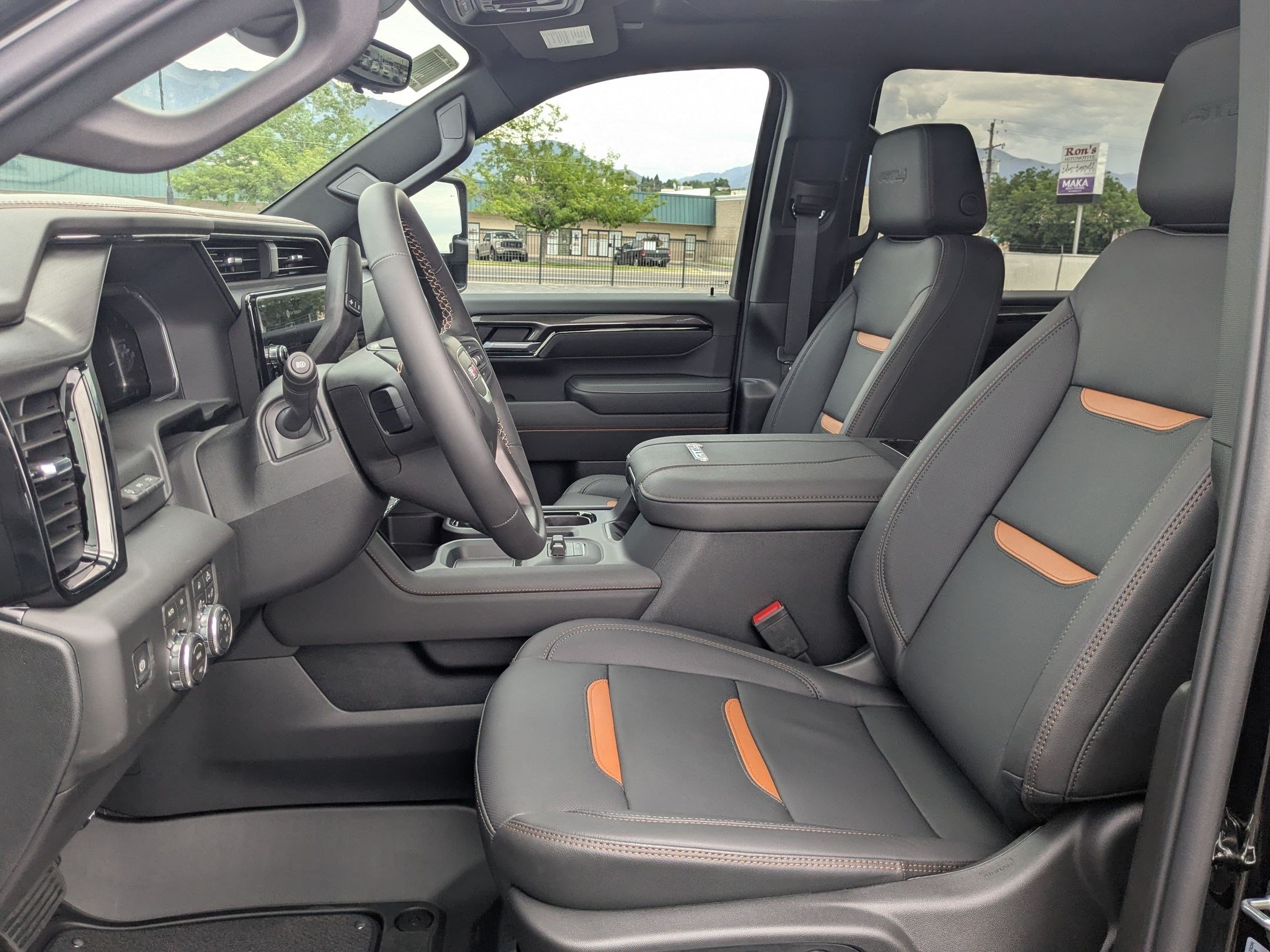 2026 GMC Sierra 3500HD AT4 - Photo 22