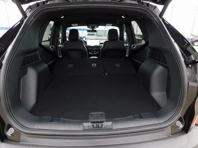 New 2026 Agate Black Metallic Ford ST-Line Select image 67