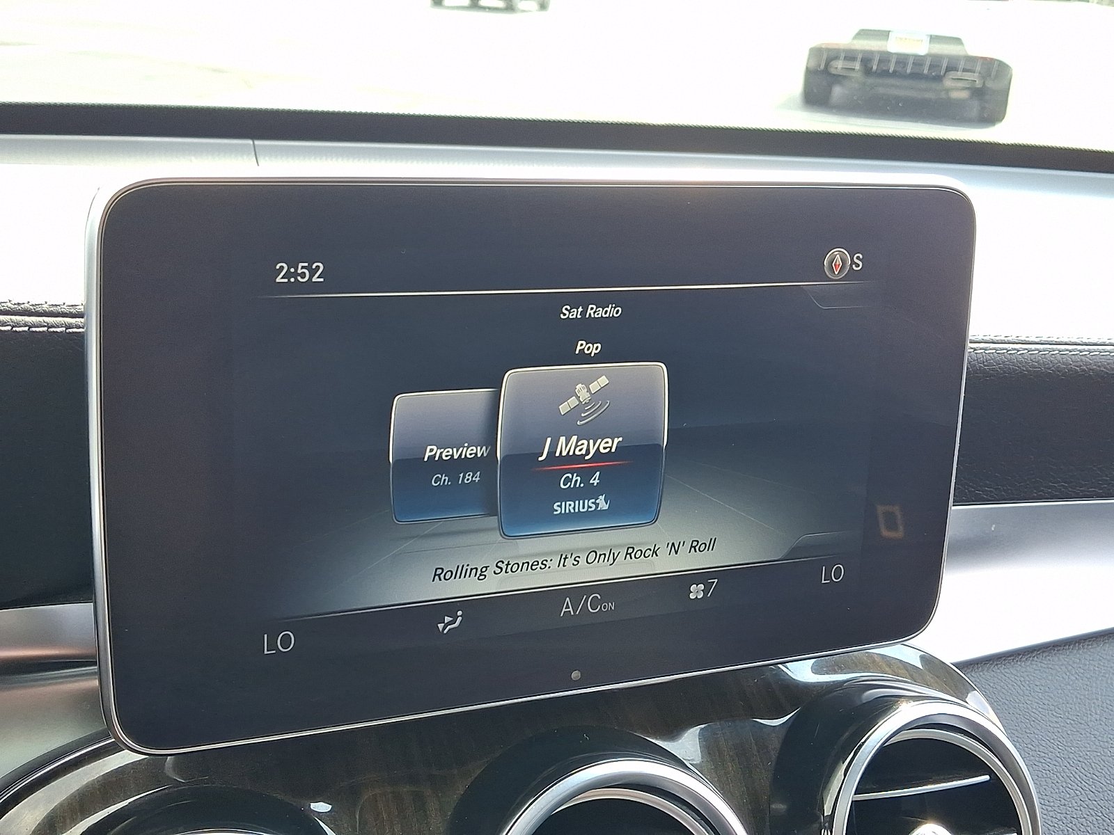 Used 2018 Lunar Blue Metallic - 890 Mercedes-Benz 4MATIC® image 18