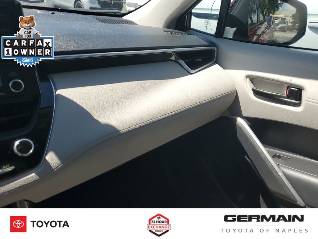 Used 2022 Red Toyota LE image 35