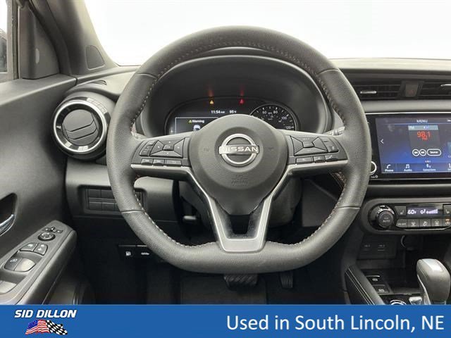 Used 2023 Scarlet Ember Tintcoat/Super Black Nissan SR image 21