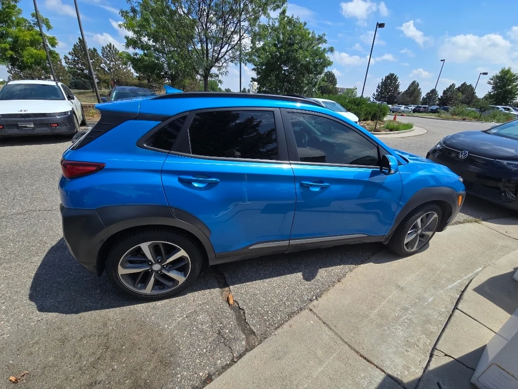 Used 2019 Surf Blue Hyundai Ultimate image 7