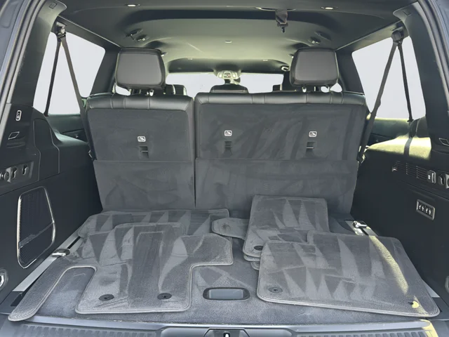 Used 2025 White Jeep Series III image 32