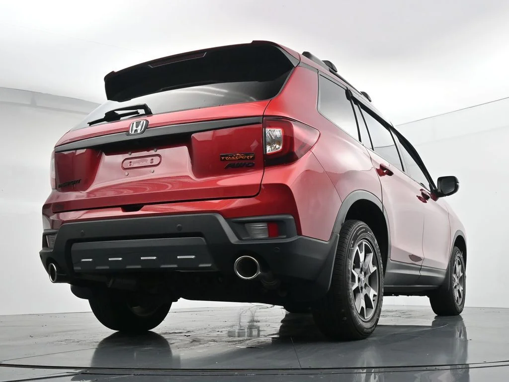 Used 2022 Red Honda TrailSport image 33
