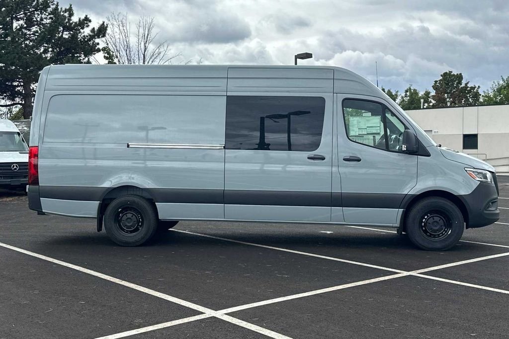 Used 2024 Silver Mercedes-Benz Cargo 170 WB image 6