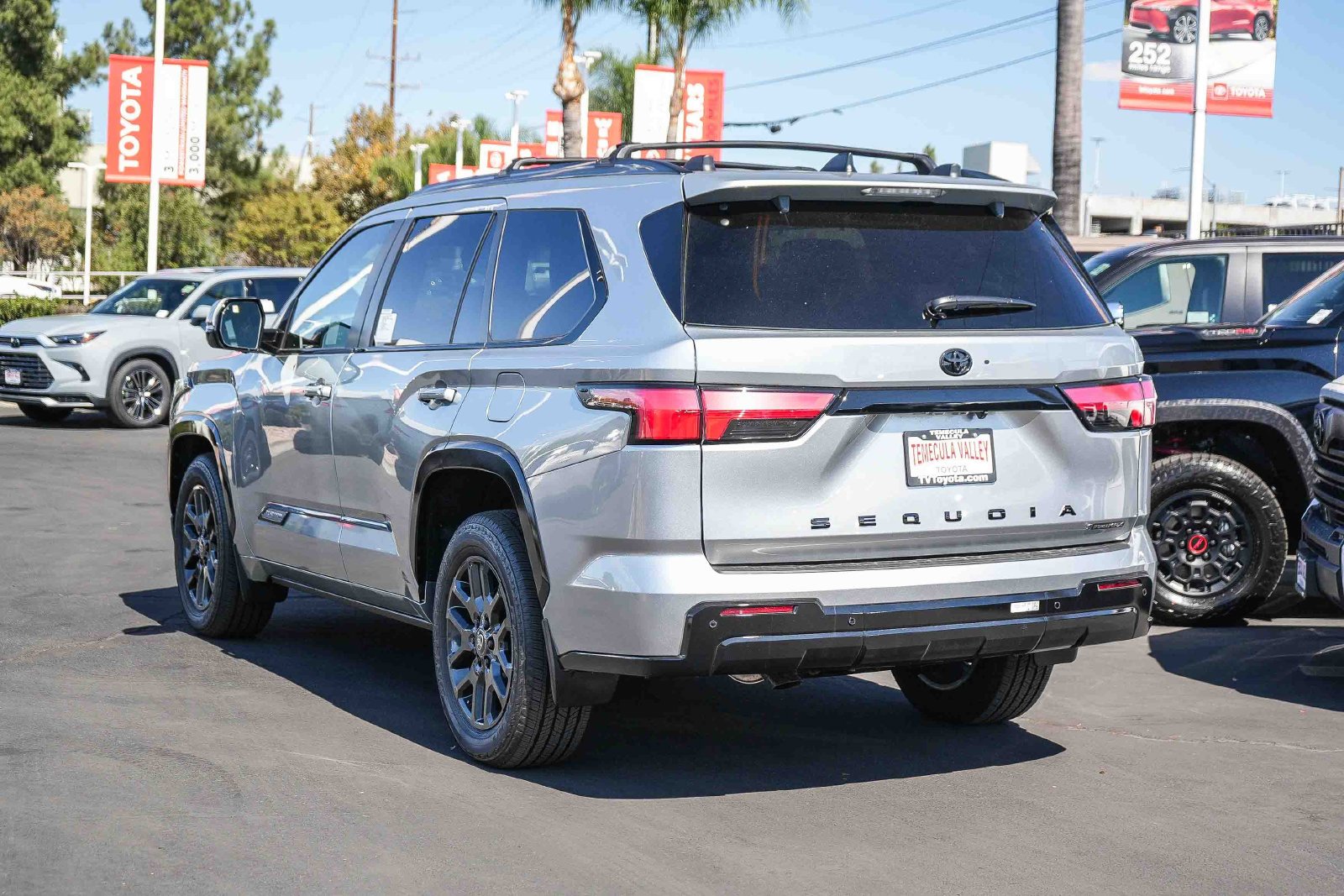 New 2026 Celestial Silver Metallic Toyota  Platinum image 9