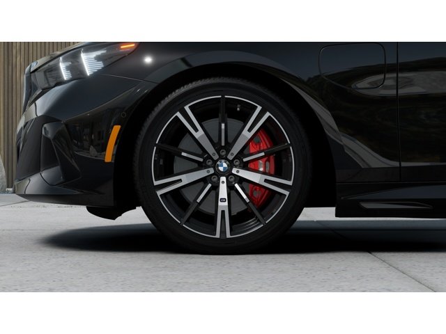 New 2027 Black Sapphire Metallic BMW 550e image 7