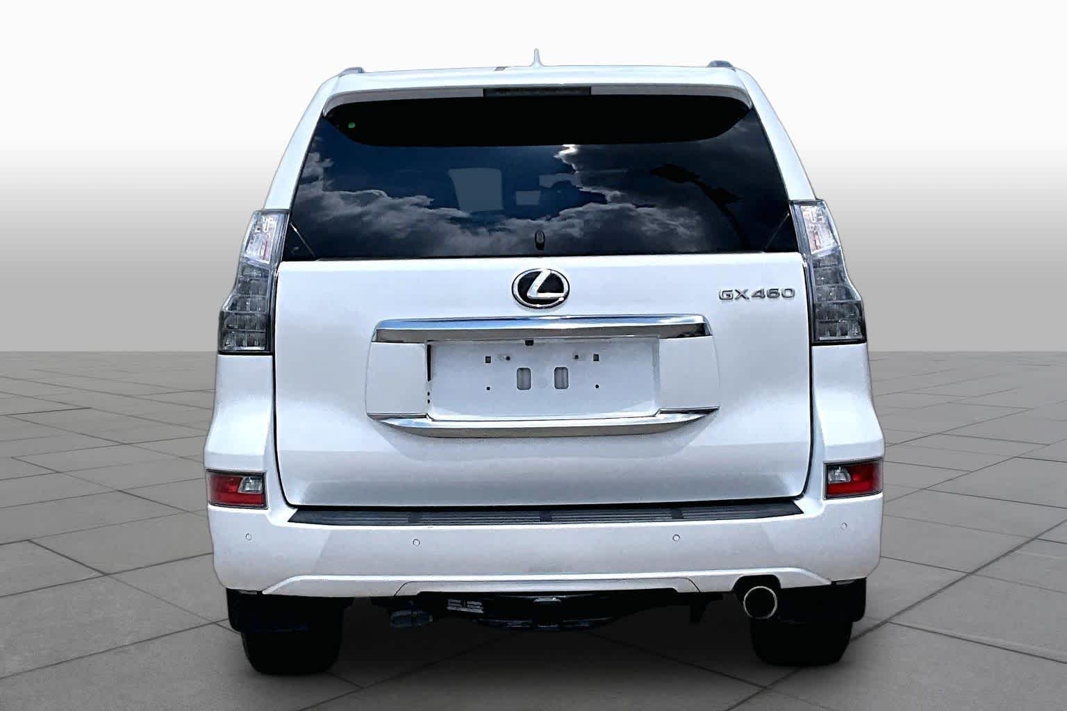 Used 2020 Starfire Pearl Lexus Premium image 5