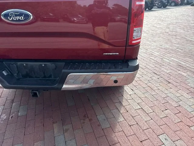 Used 2016 Red Ford XLT image 12