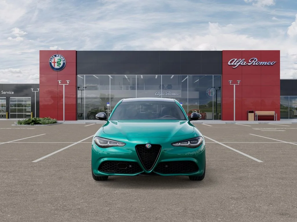 New 2025 Verde (Green) Fangio MetallicExterior Paint Alfa Romeo Base image 7