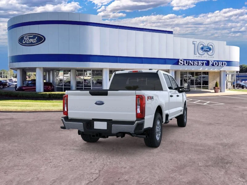 New 2026 Oxford White Ford F-250® XLT image 8