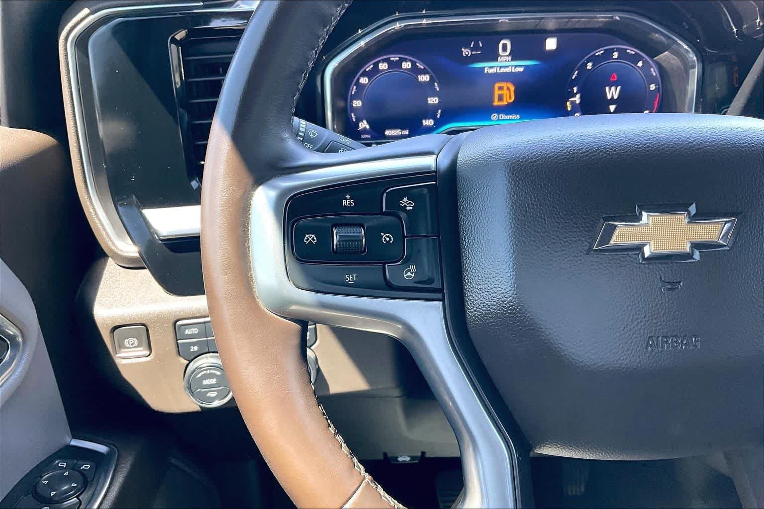 2023 Chevrolet Silverado 1500 LT - Photo 23