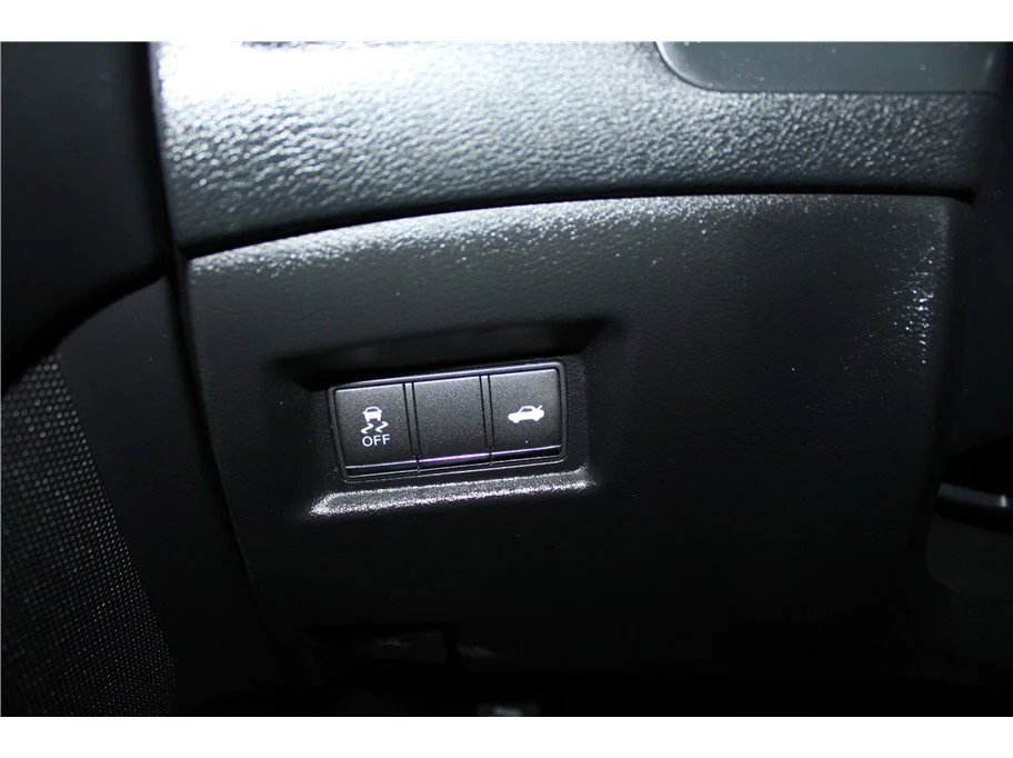 Used 2014 Black Obsidian INFINITI Premium image 30