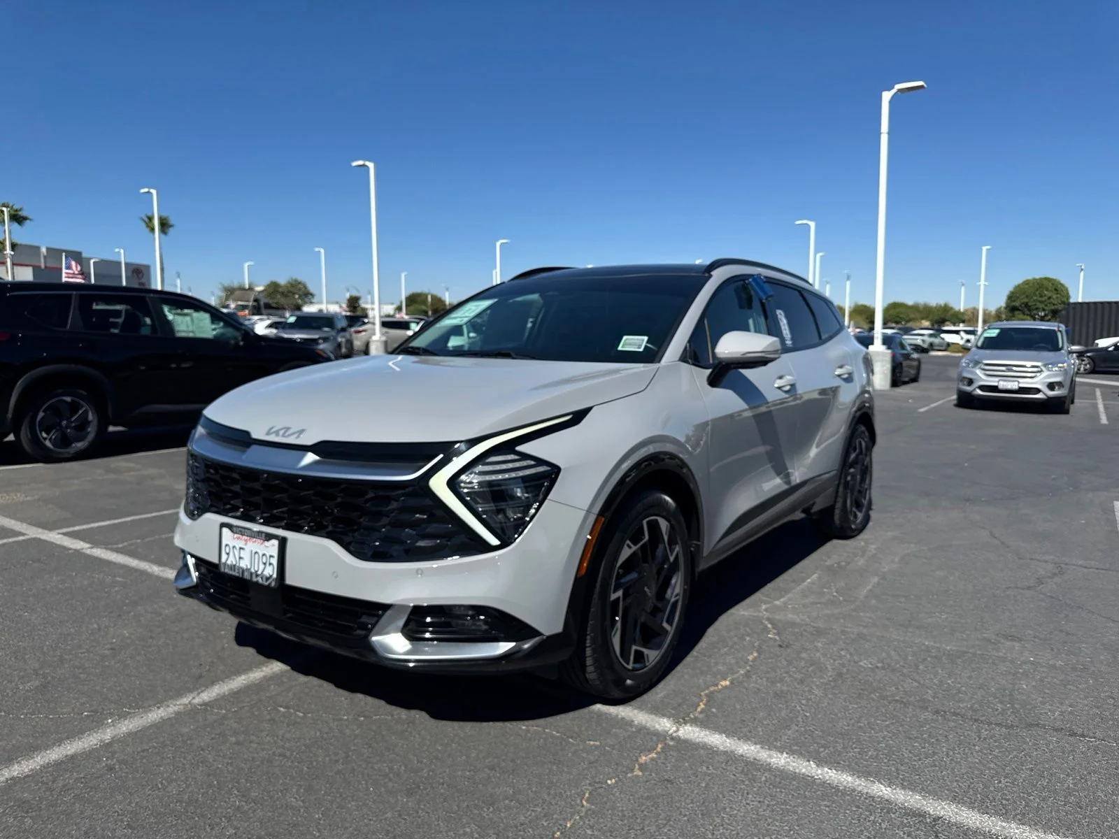 Used 2025 Wolf Gray Kia SX-Prestige image 3