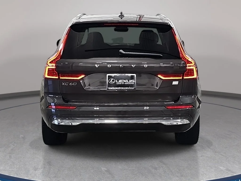 Used 2022 Brown Volvo T8 Inscription image 7