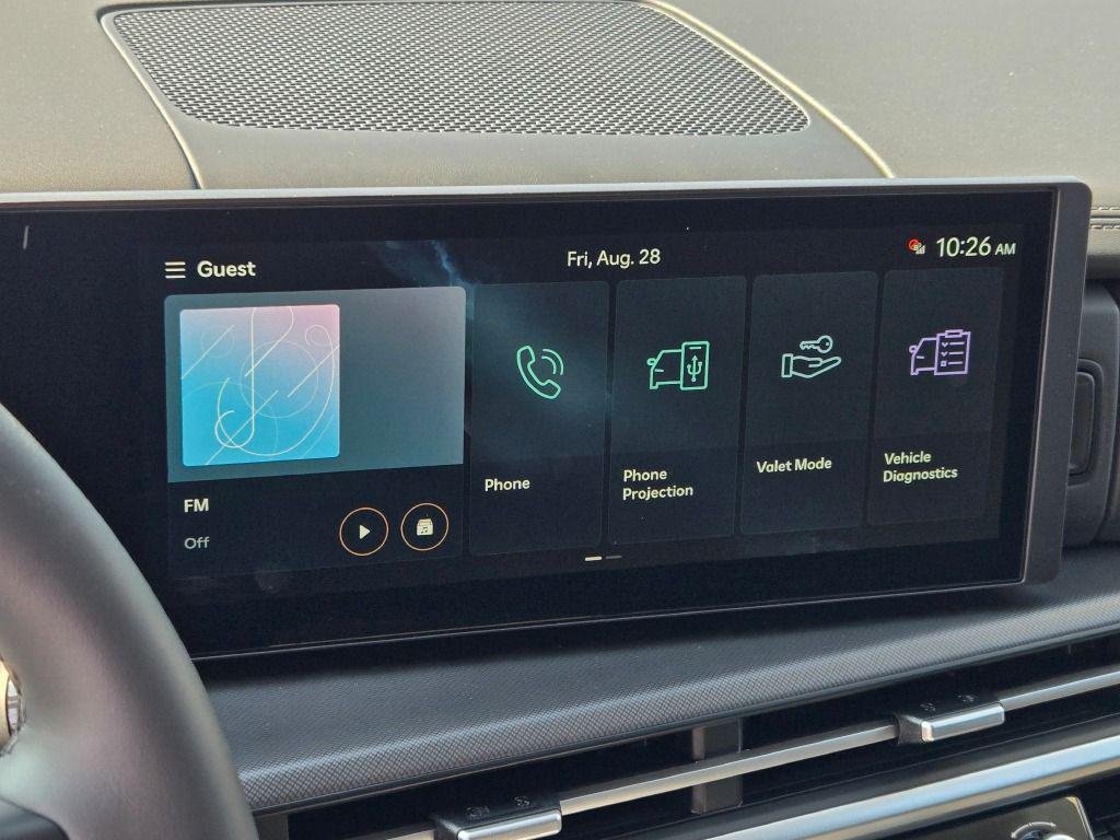 New 2027 White Hyundai SEL AWD image 25