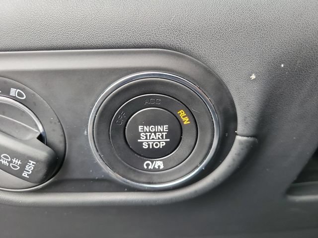Used 2019 Nero Maserati Base image 38