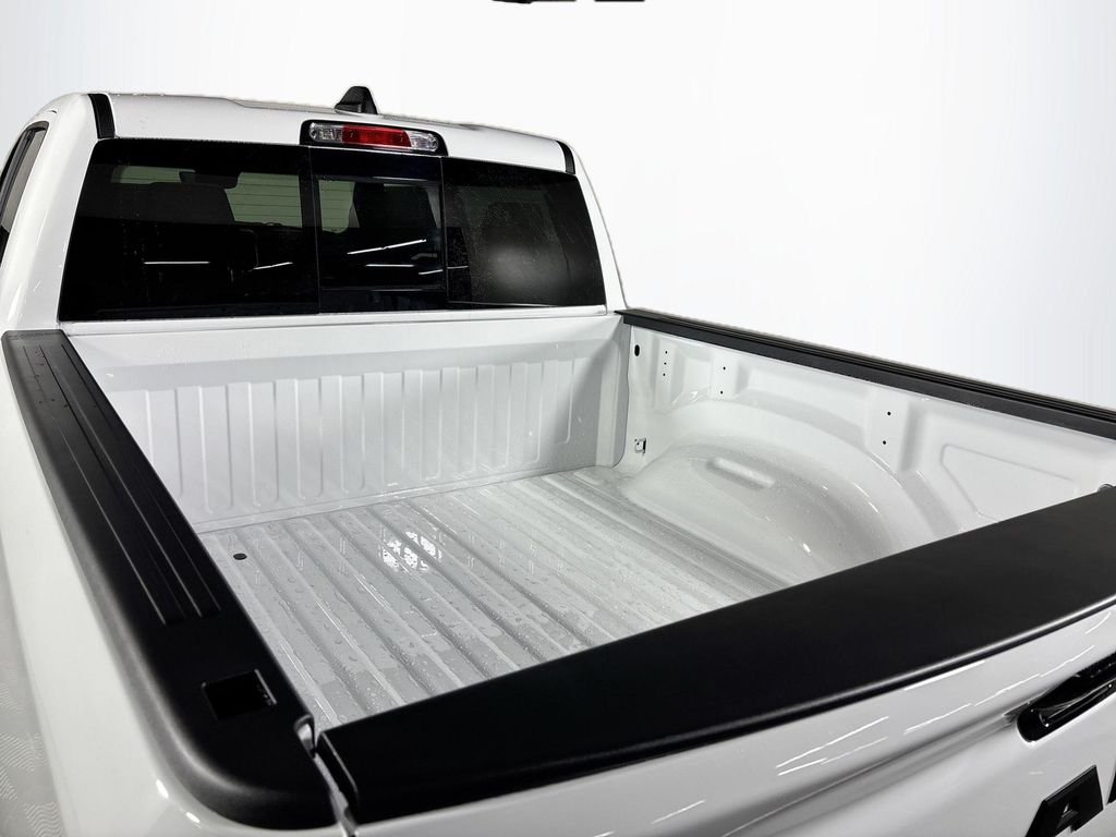 New 2026 Bright White Clear-Coat Exterior Paint RAM Laramie image 22