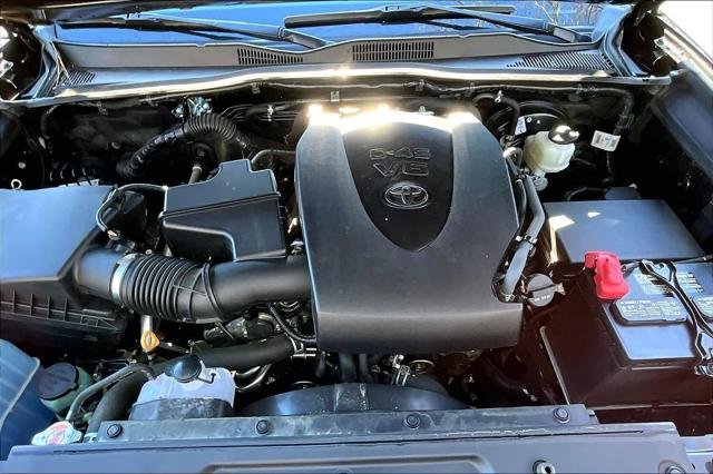 Certified Used 2023 BLACK Toyota  image 29