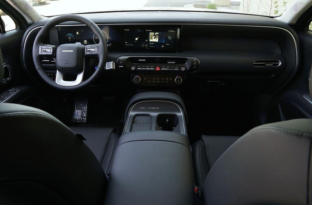 New 2026 Abyss Black Pearl Hyundai SEL image 7