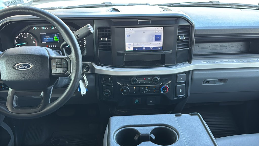 Used 2025 White Ford XL image 10