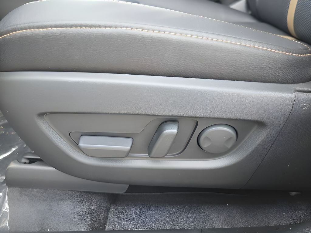 Used 2025 Rhodium White Premium Mazda Premium Plus Package image 13