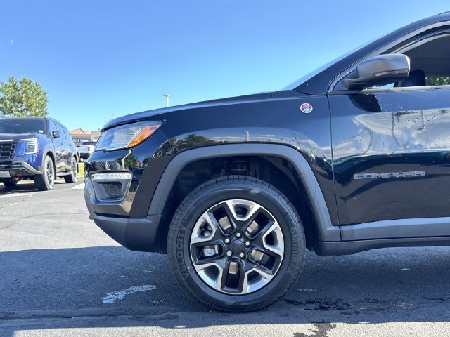 Used 2018 Black Jeep Trailhawk image 29