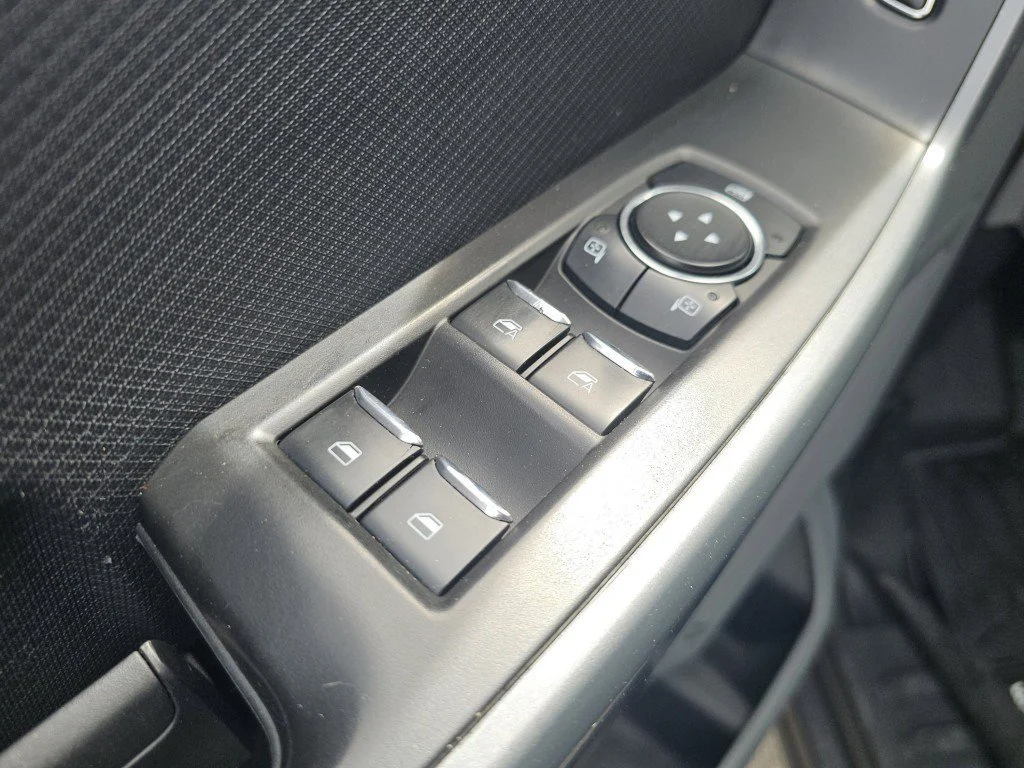 Used 2023 White Ford XLT image 31