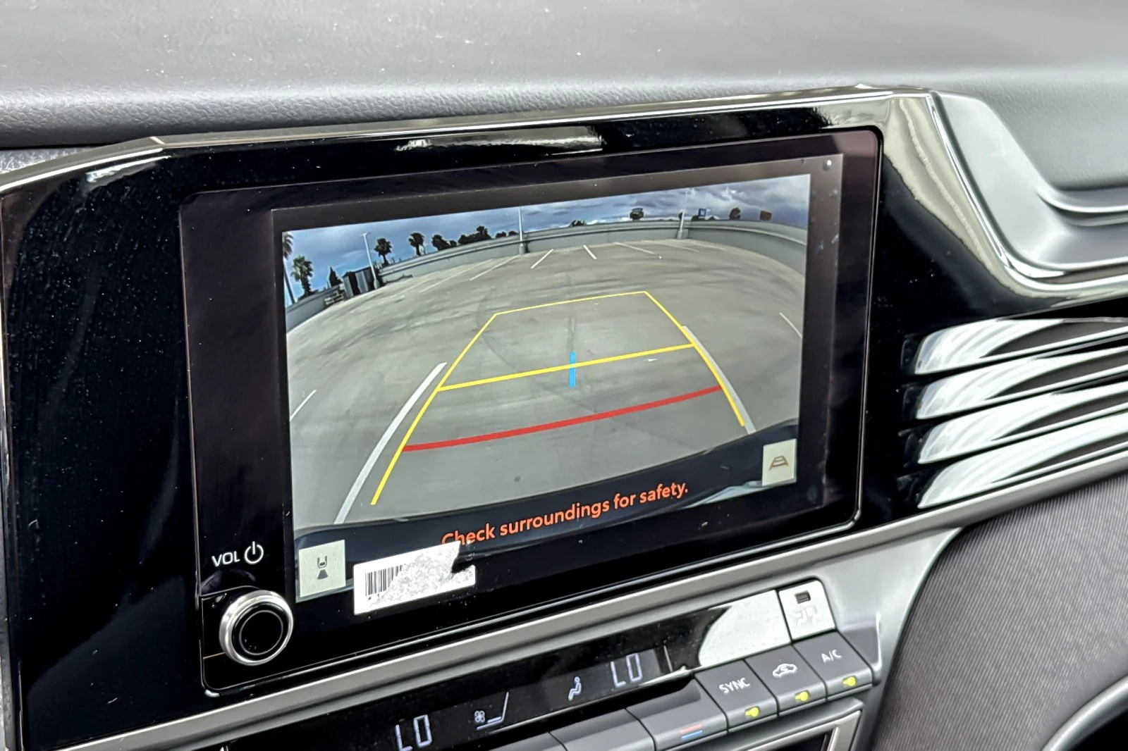 2026 Toyota Camry LE - Photo 17