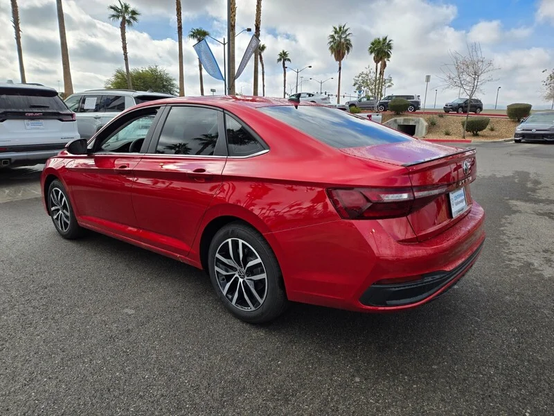 New 2026 Red Volkswagen 1.5T SE image 3