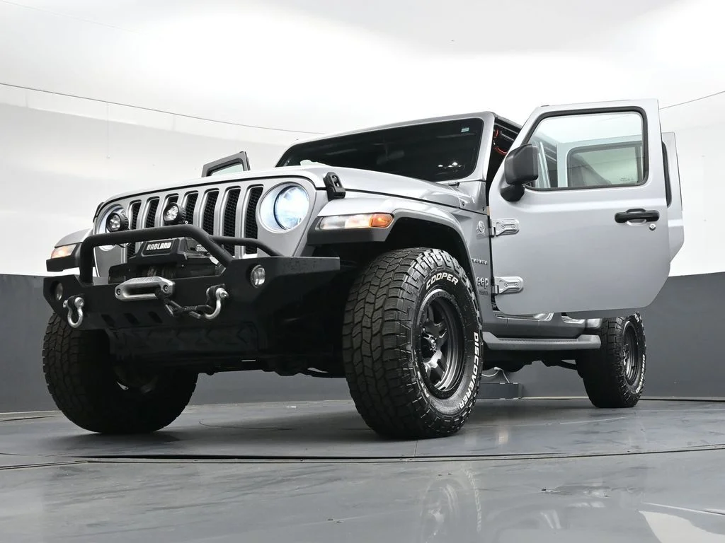 Used 2020 Billet Silver Metallic Jeep Unlimited Sahara image 47
