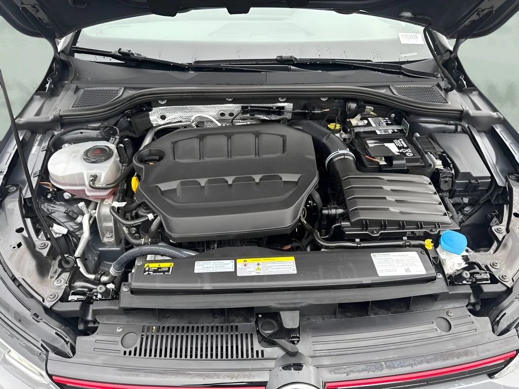 Used 2022 Gray Volkswagen 2.0T SE image 27
