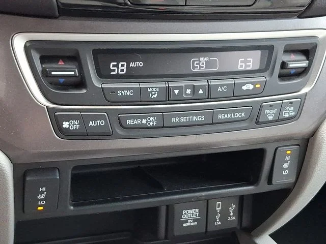 Used 2017 Blue Honda EX-L image 18