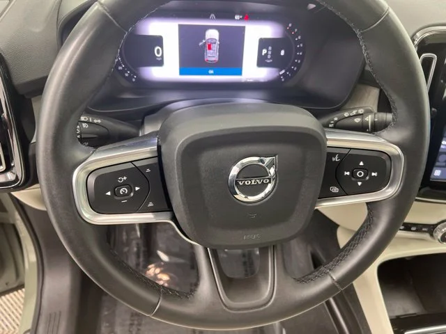 Used 2023 Green Volvo Ultimate image 21