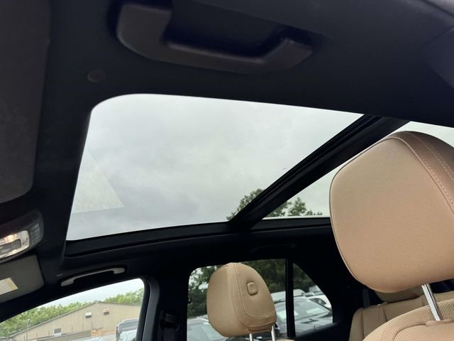 Certified Used 2026 White Mercedes-Benz GLE 350 image 32