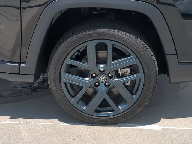 New 2026 Diamond Black Crystal Pearl-Coat Exterior Paint Jeep  image 11