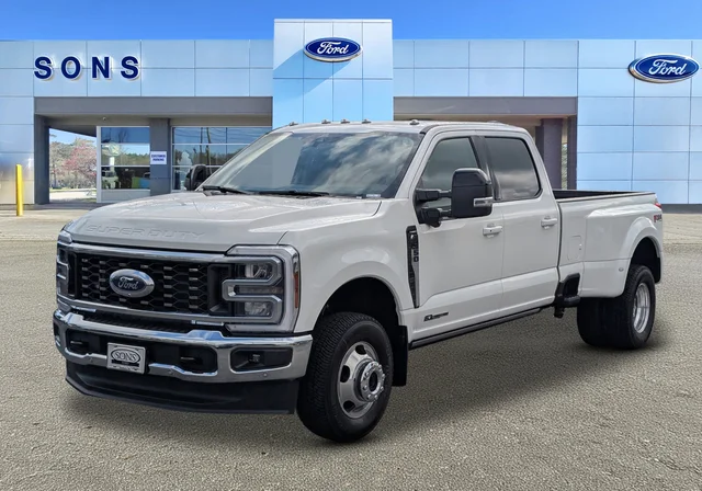2026 FORD SUPER DUTY F-350 DRW Lariat