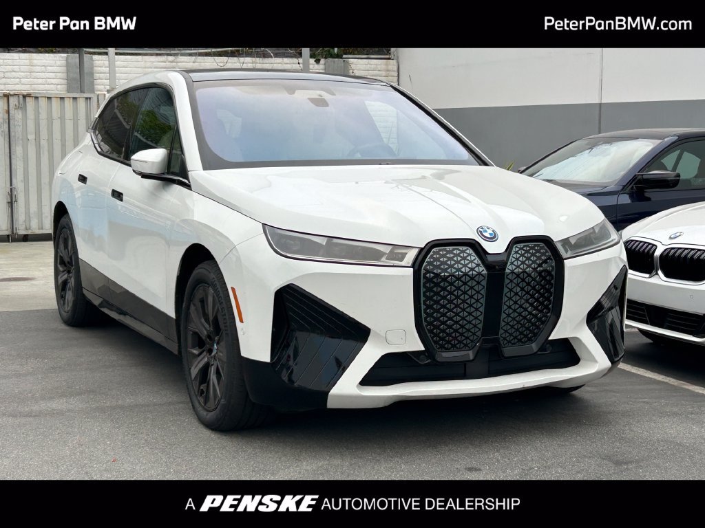 Certified Used 2024 Alpine White BMW xDrive50 image 1