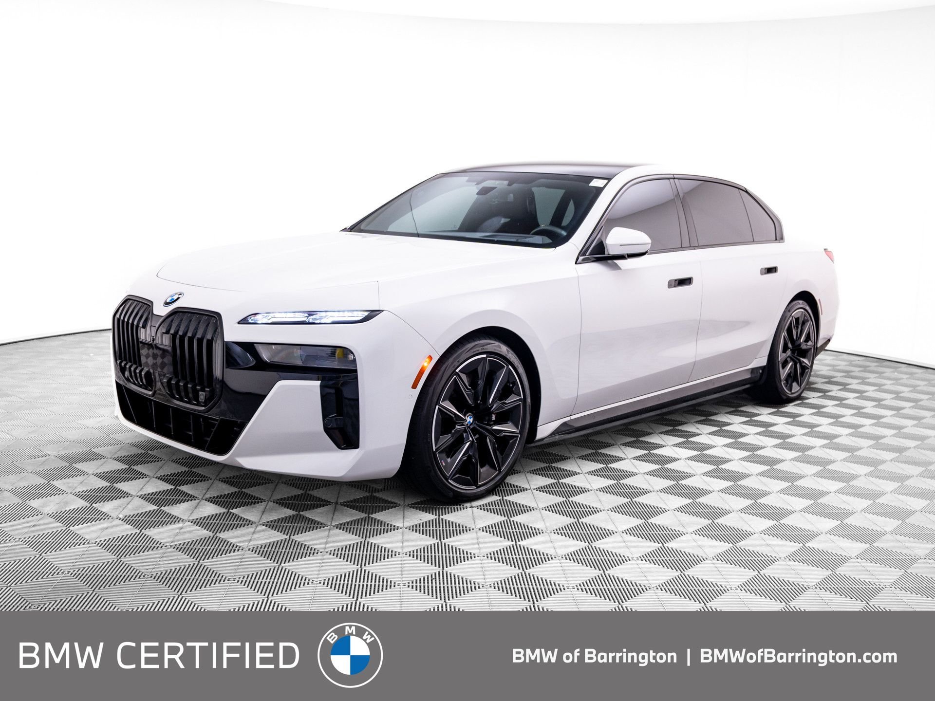 2023 BMW i7 xDrive60's photo