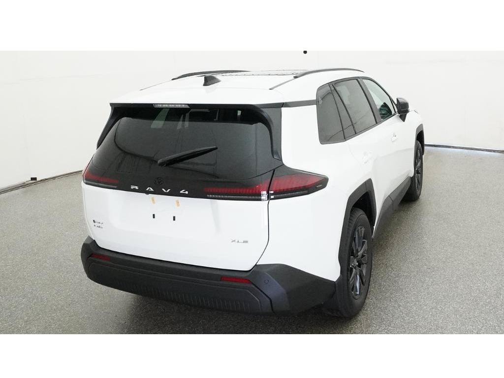 New 2026 Ice Toyota XLE Premium image 8