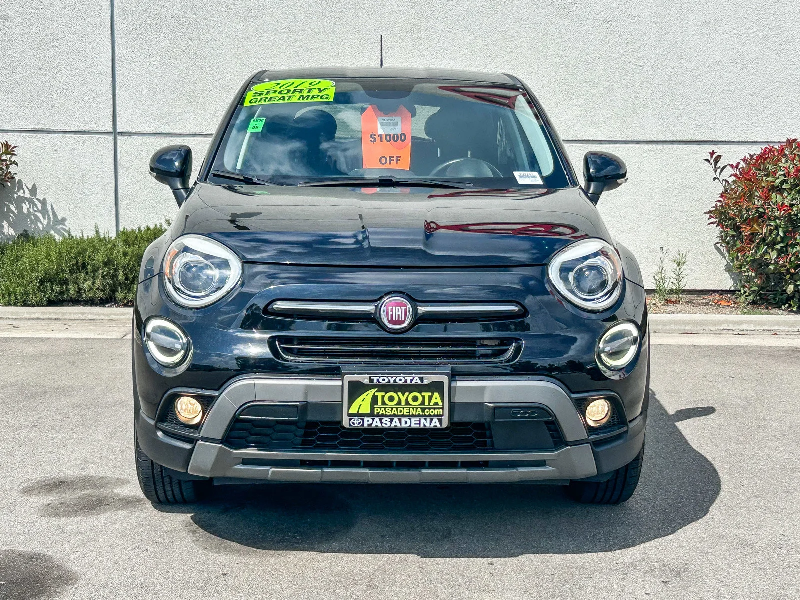 Used 2019 FIAT 500X Trekking with VIN ZFBNFYB10KP774495 for sale in Pasadena, CA
