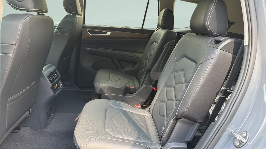 New 2026 Pure Gray Volkswagen SE w/Technology image 30