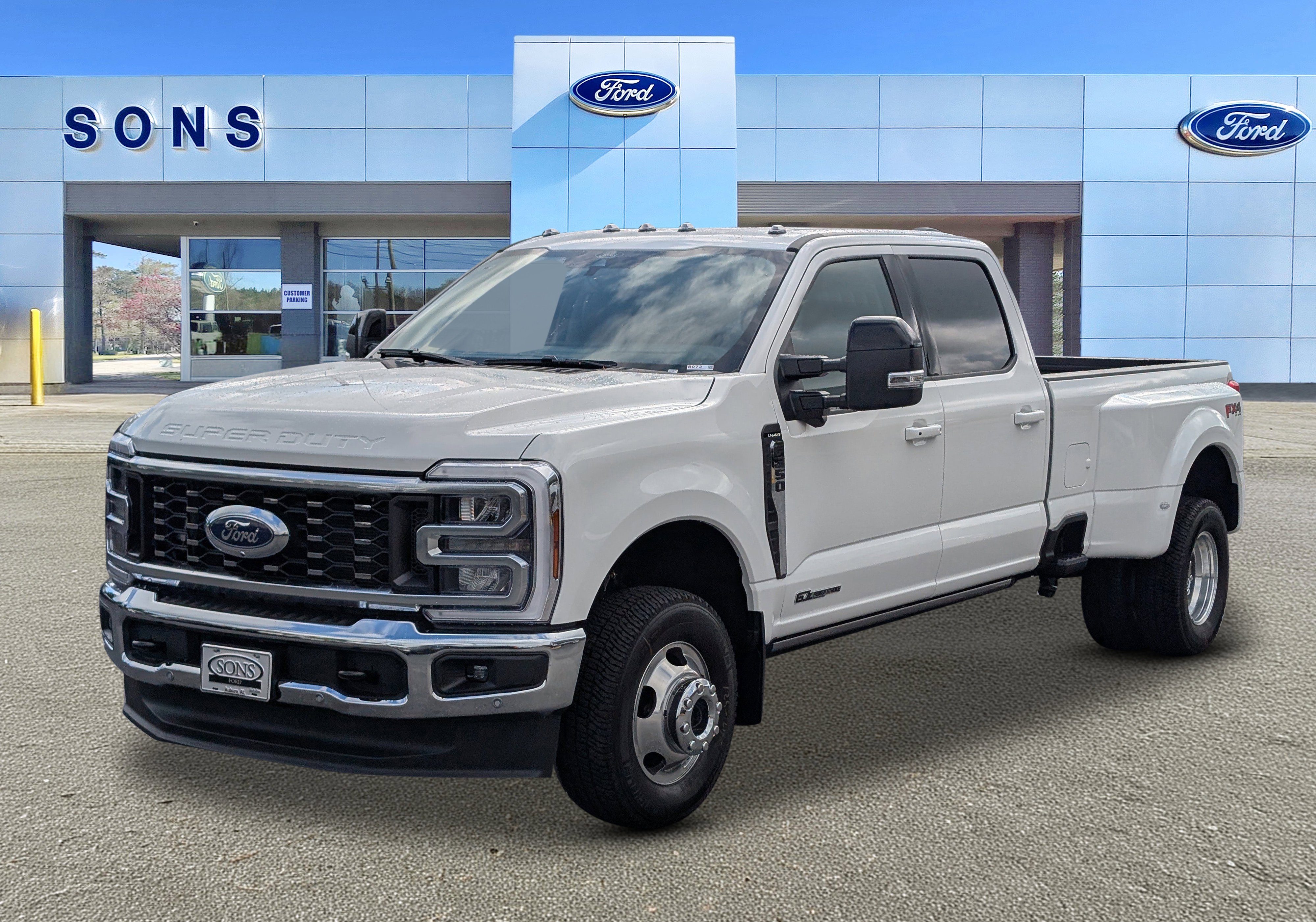 2026 Ford F-350 Lariat 4x4 Crew Cab 8' Box DRW's photo