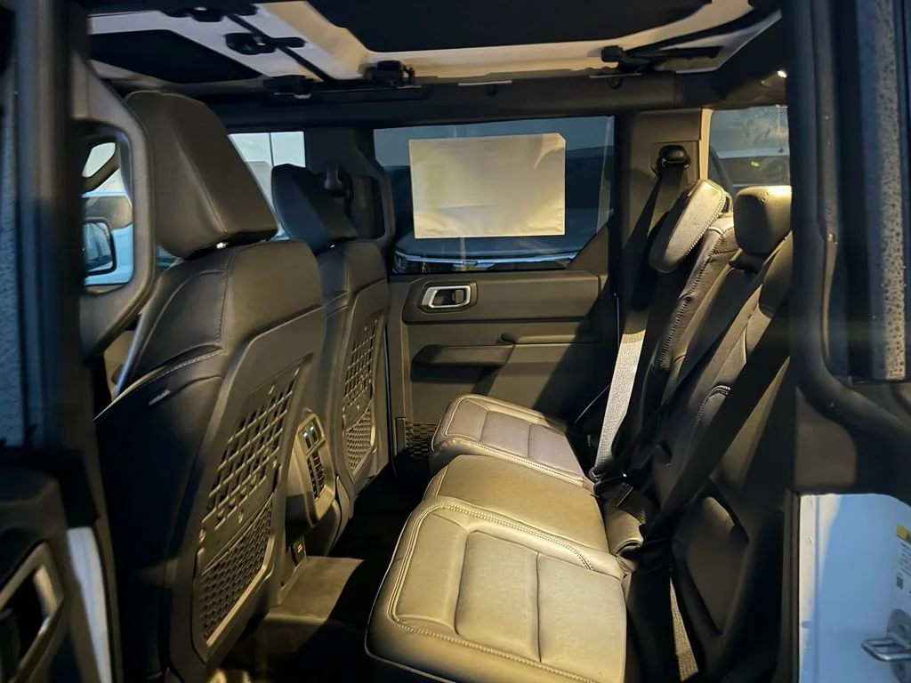 New 2026 Oxford White Ford Badlands® image 9