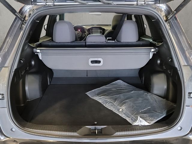 Used 2025 Gray Metallic Subaru Premium image 41