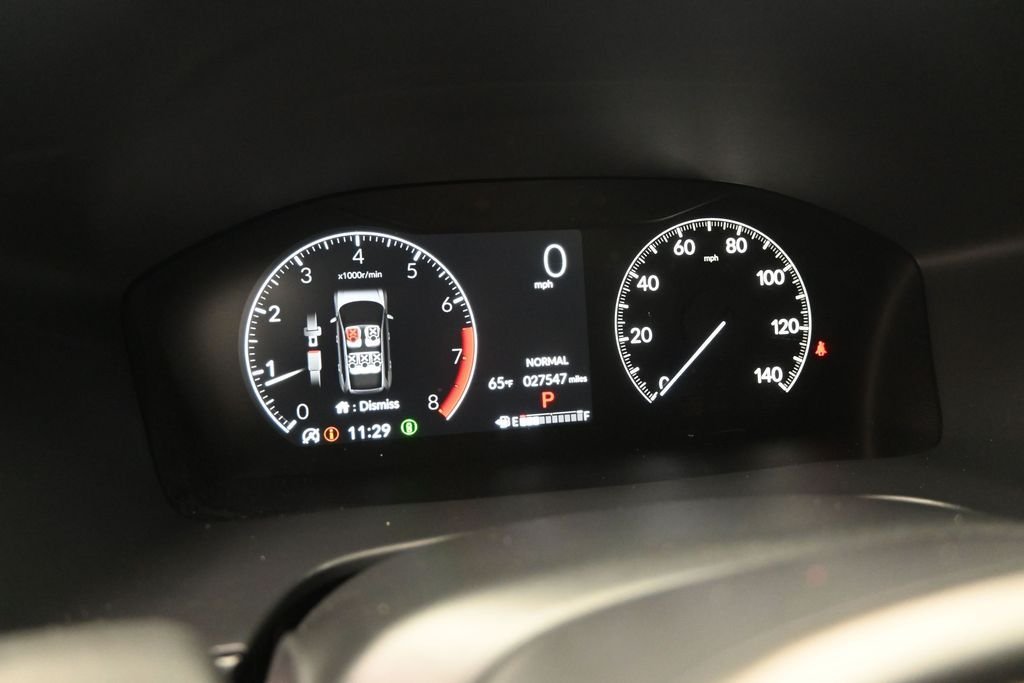 Used 2023  Honda EX image 17