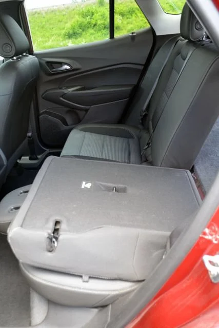 2025 Chevrolet Trax LT - Photo 9