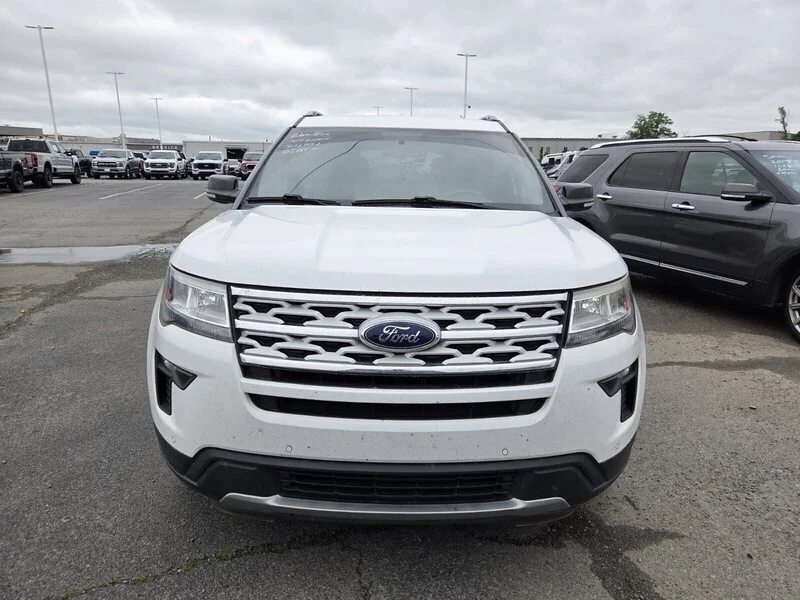Used 2018 Oxford White FORD XLT image 2