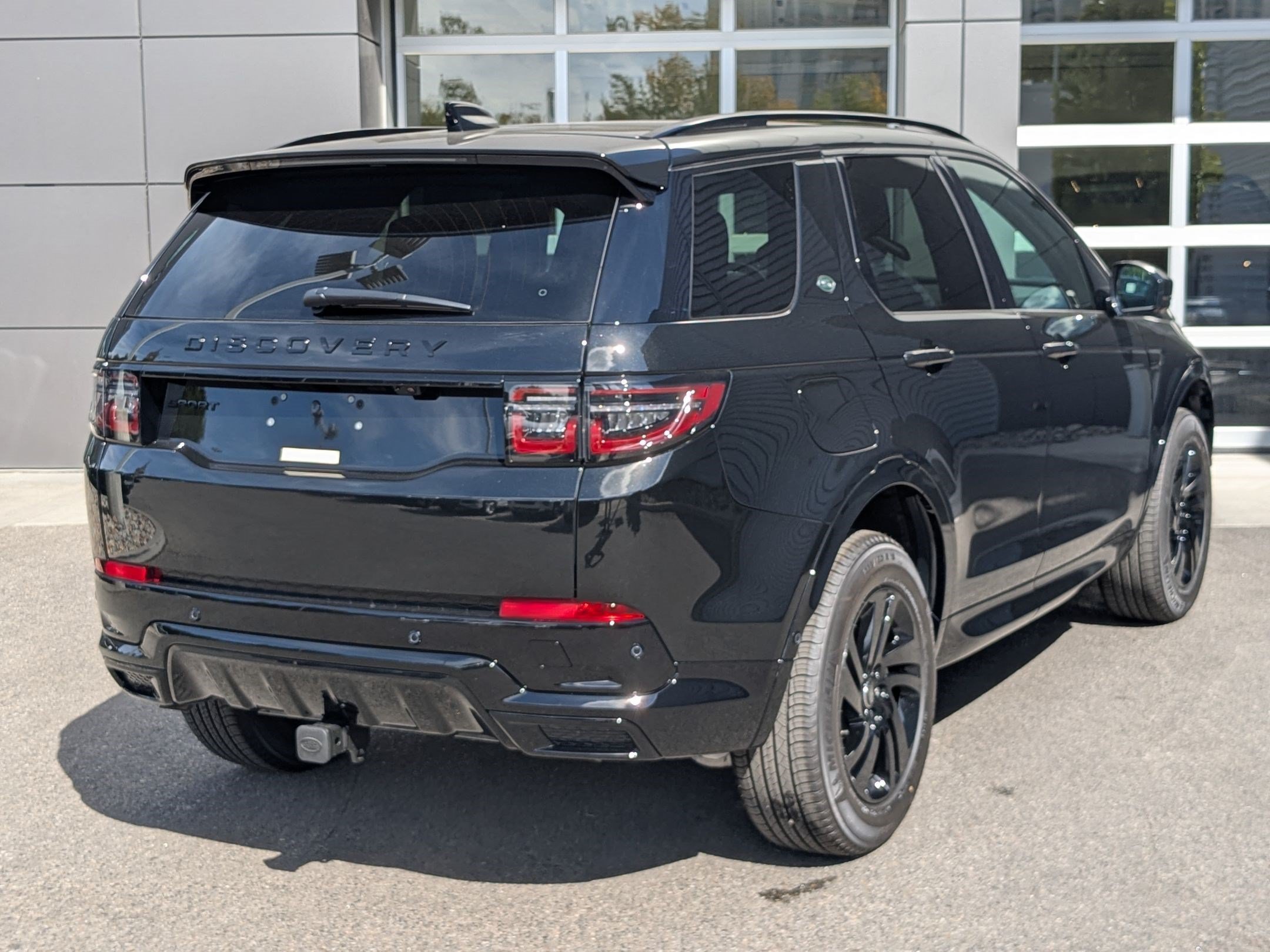New 2026 Santorini Black Land Rover Landmark image 5